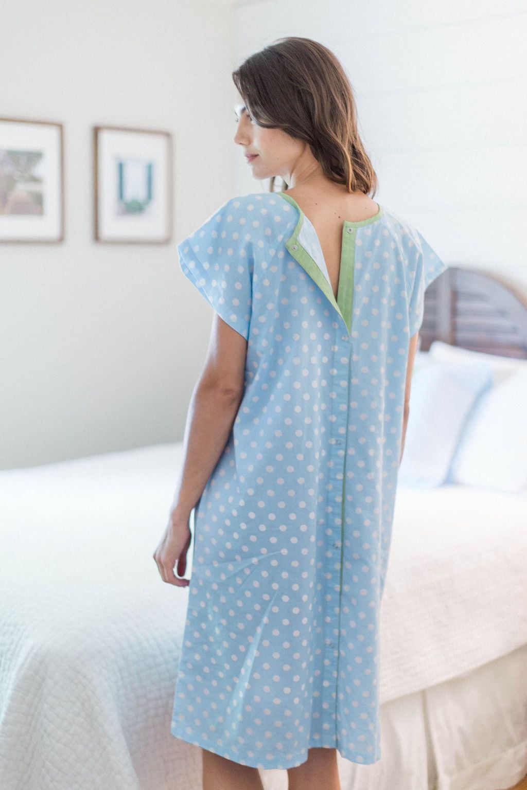 Profound Care Hospital Gown 6 Pack - Patient Gowns Fits Up to 2XL